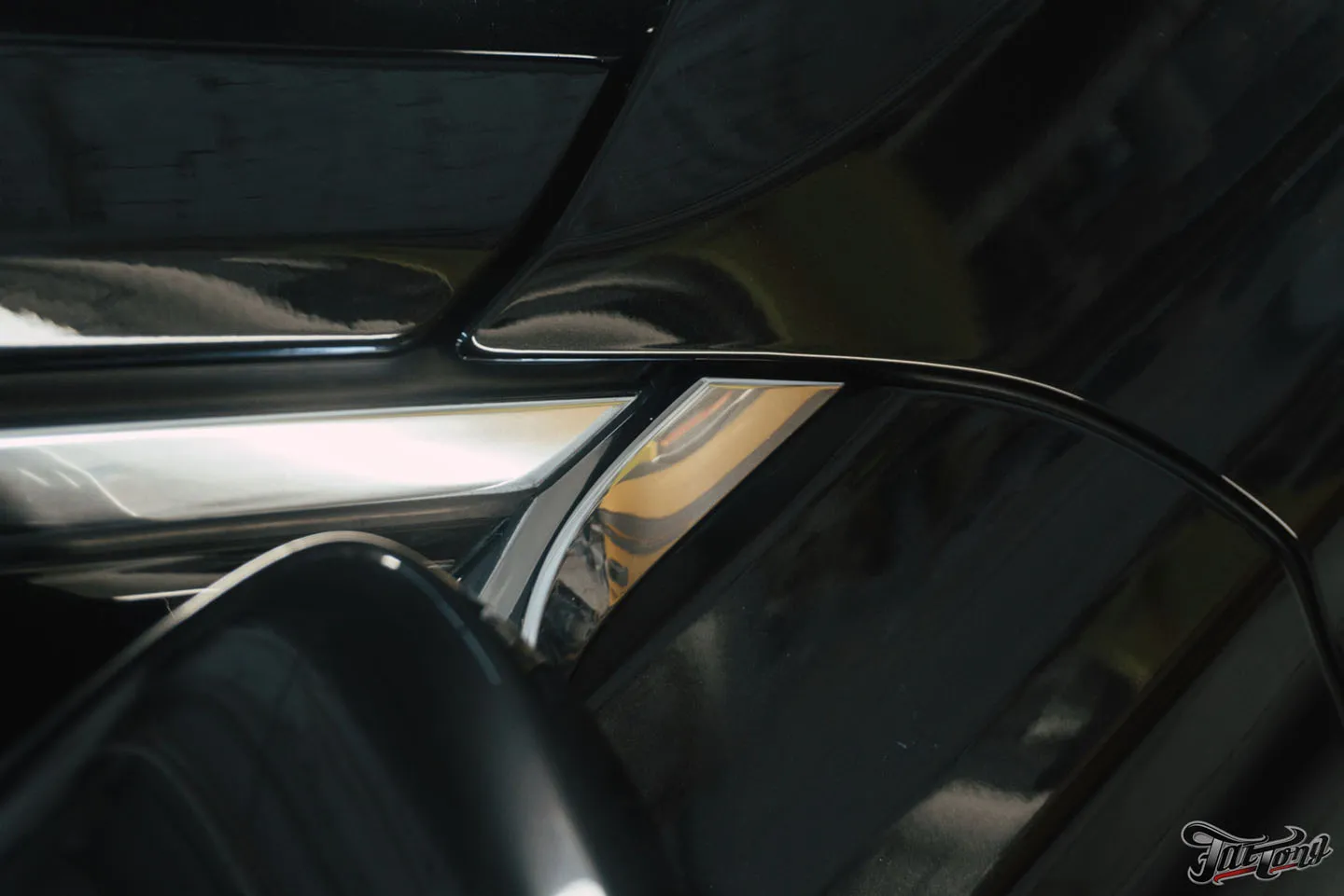 Очистка и защита хрома от реагентов на BMW 7